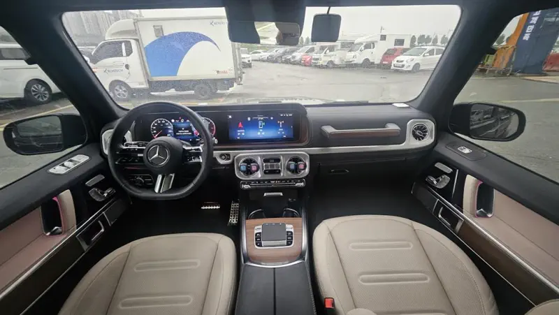 Mercedes-Benz G-Class