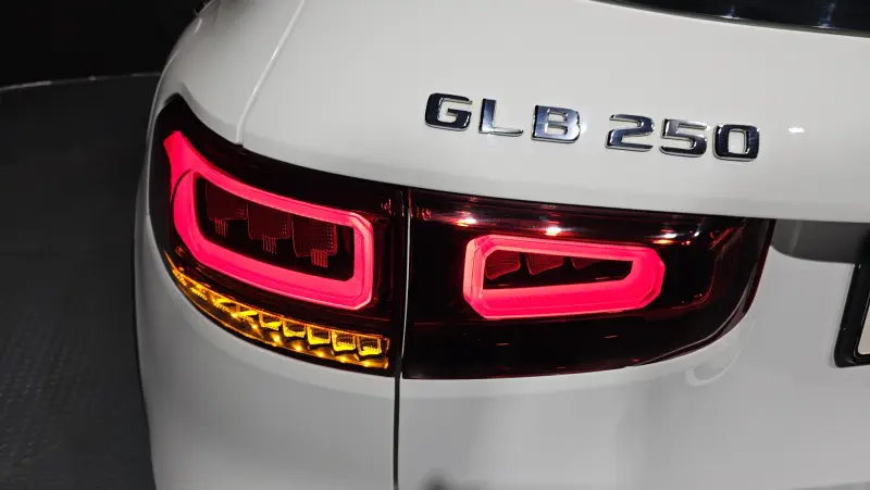 Mercedes-Benz GLB-Class