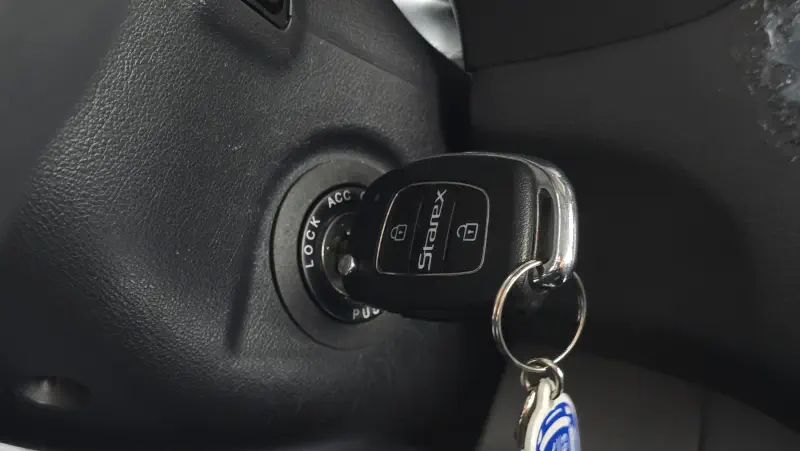 Hyundai Grand Starex
