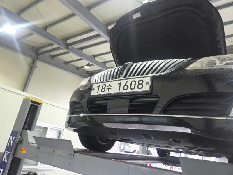 Hyundai Equus