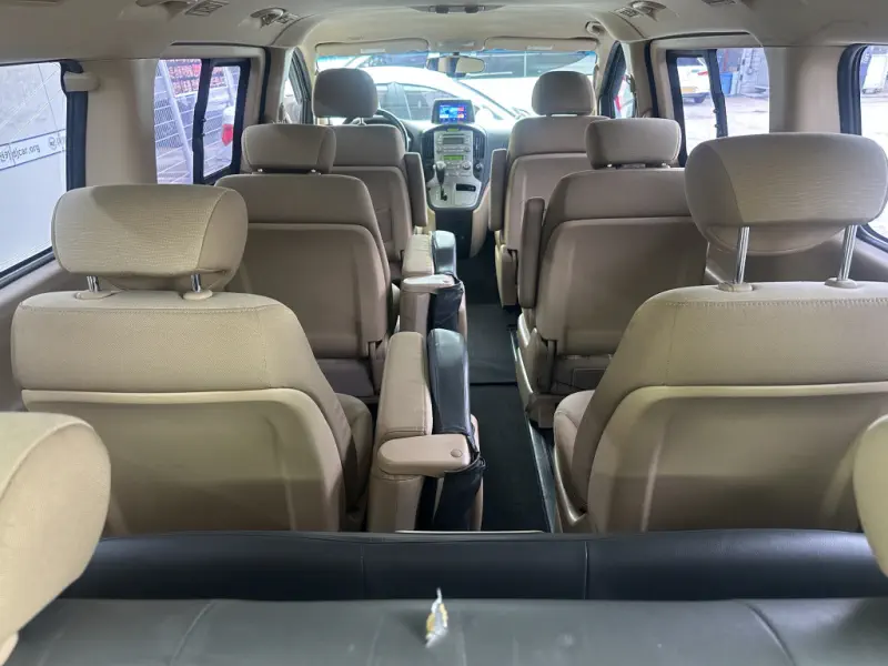 Hyundai Grand Starex