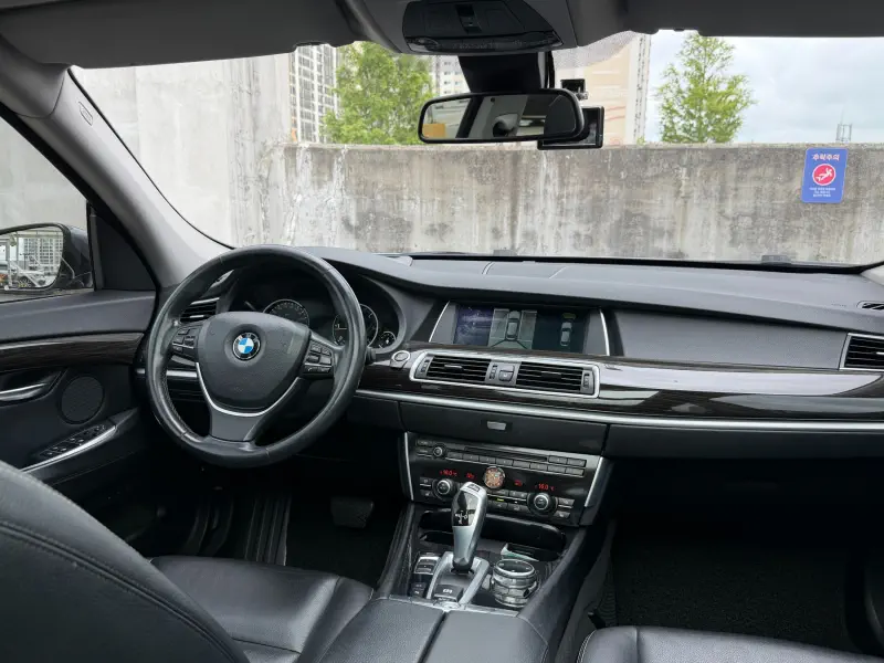 BMW 5-Series Gran Turismo