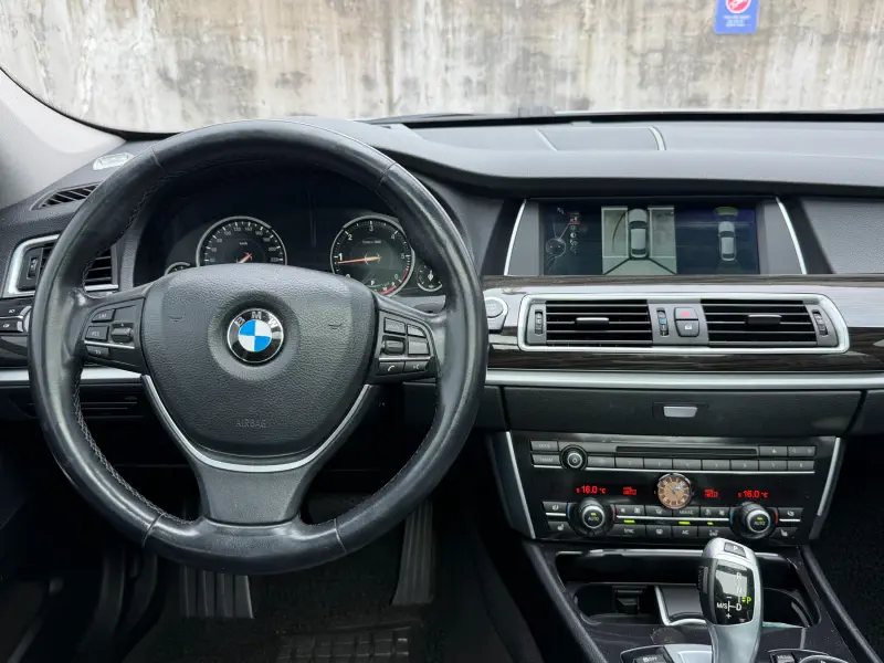 BMW 5-Series Gran Turismo