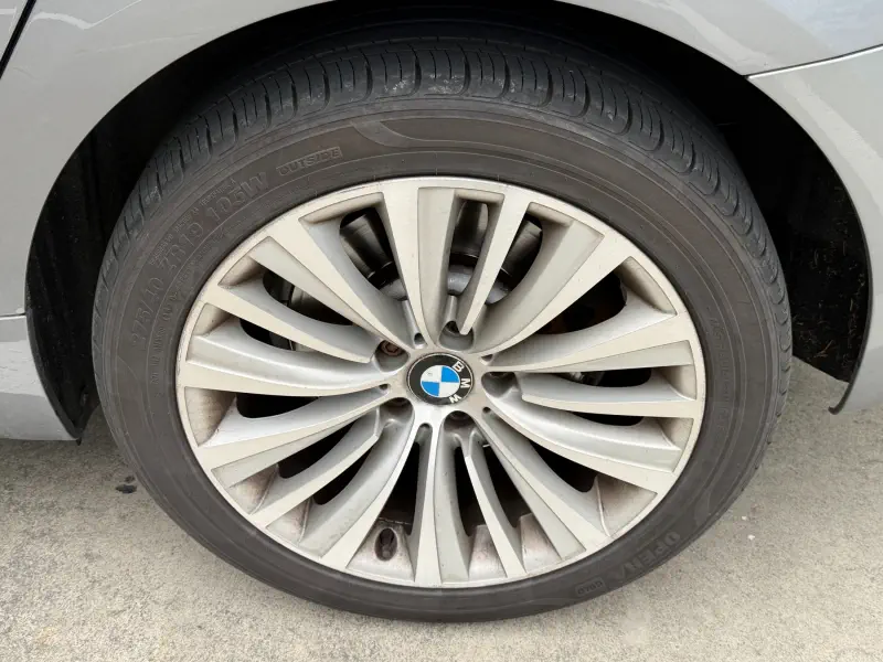 BMW 5-Series Gran Turismo