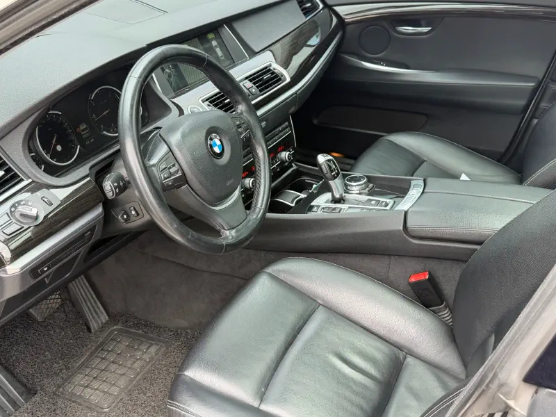 BMW 5-Series Gran Turismo