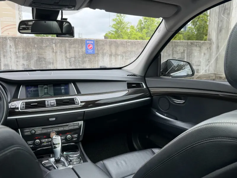 BMW 5-Series Gran Turismo