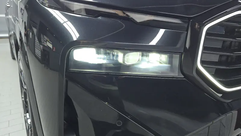 BMW XM