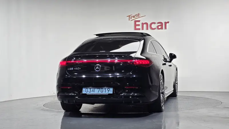 Mercedes-Benz EQS