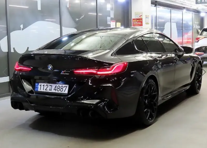 BMW M8