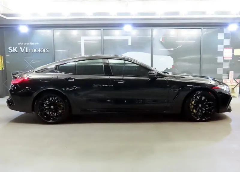 BMW M8