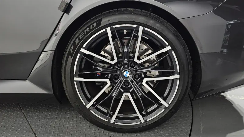 BMW M5