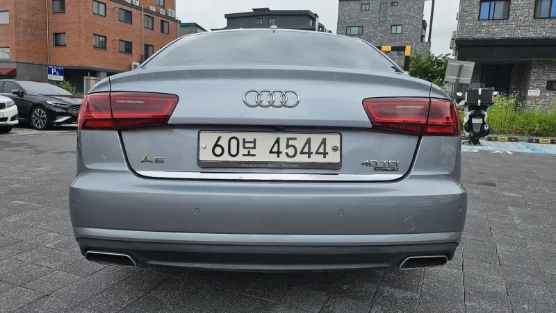 Audi A6