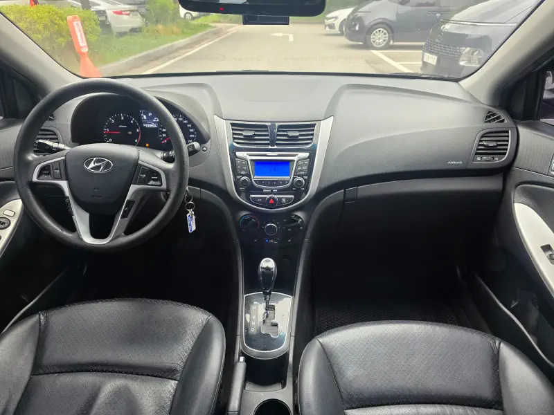 Hyundai Accent