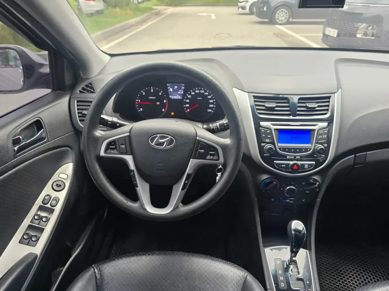 Hyundai Accent