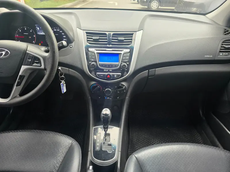 Hyundai Accent