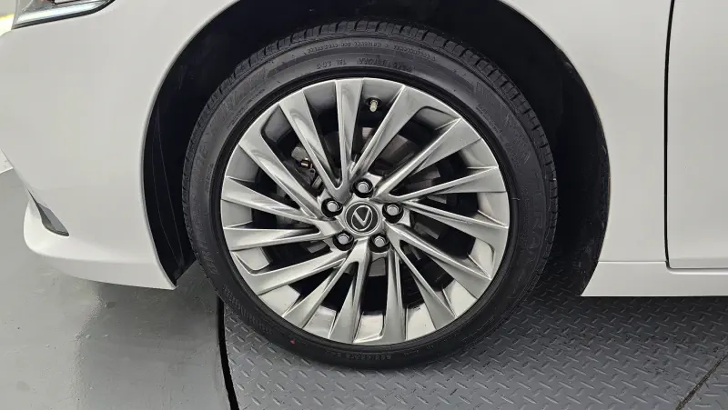 Lexus ES300h