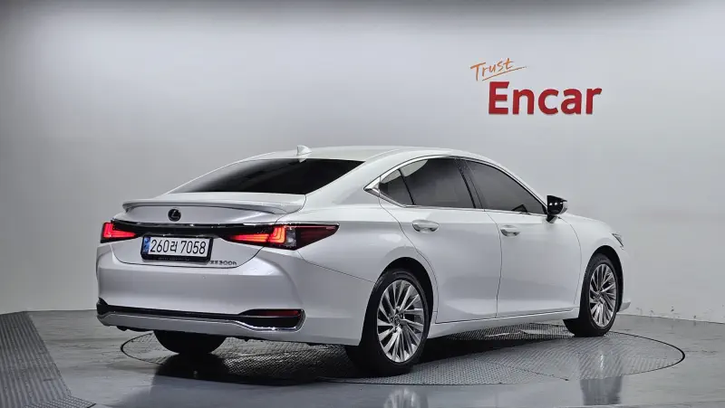 Lexus ES300h