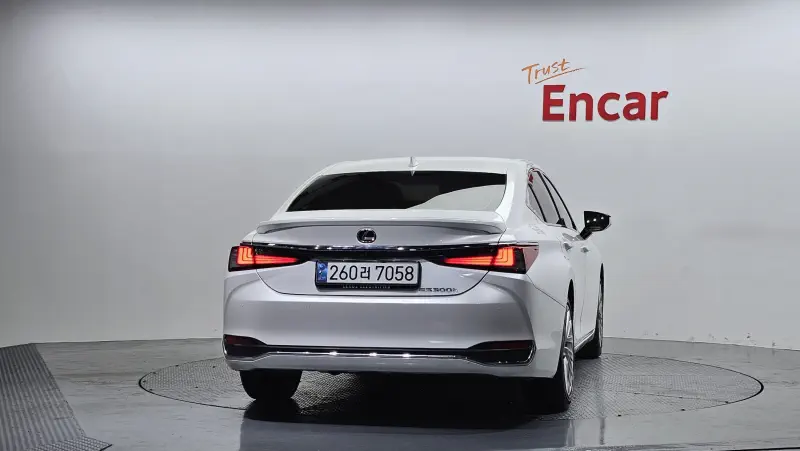 Lexus ES300h