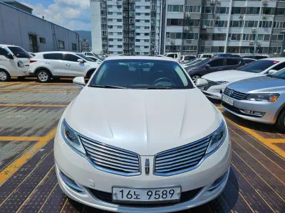 Lincoln Mkz