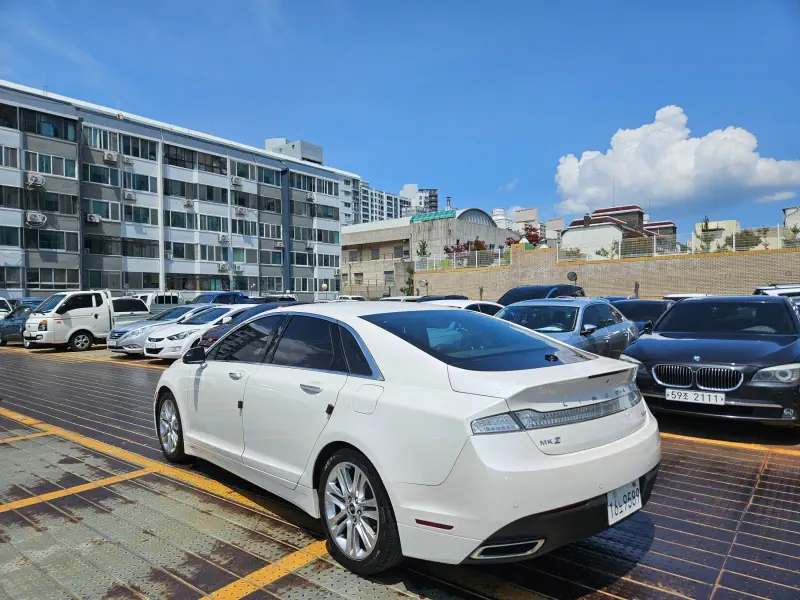 Lincoln Mkz