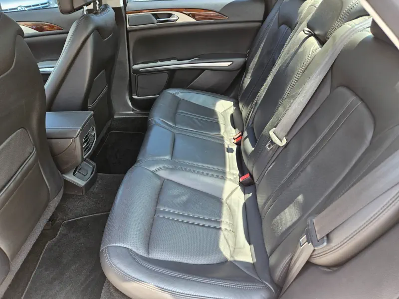 Lincoln Mkz