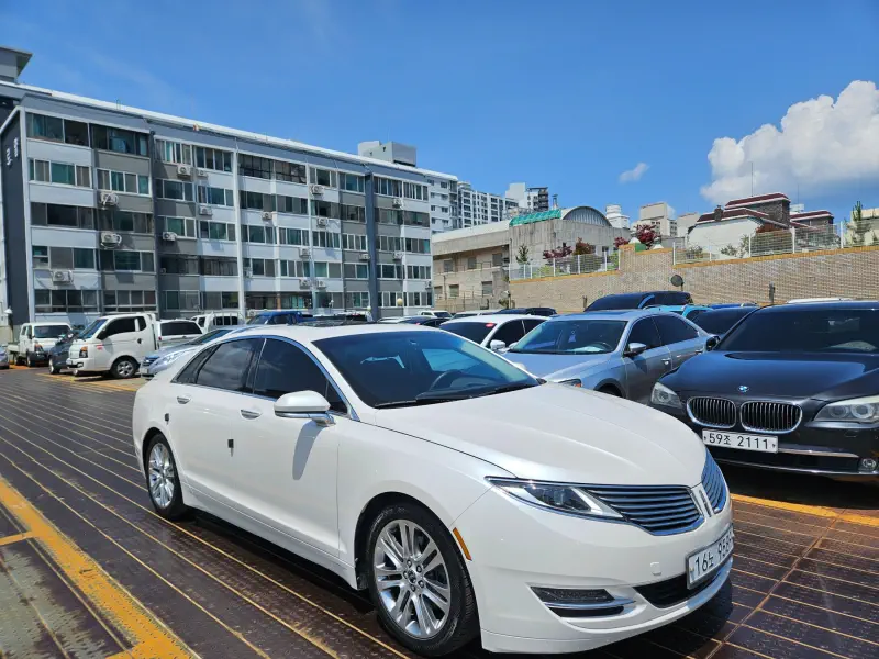 Lincoln Mkz