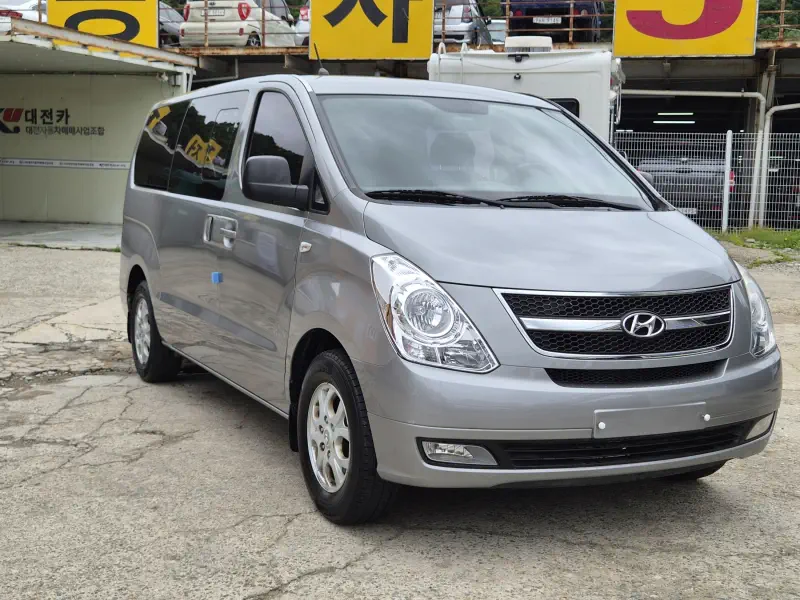 Hyundai Grand Starex