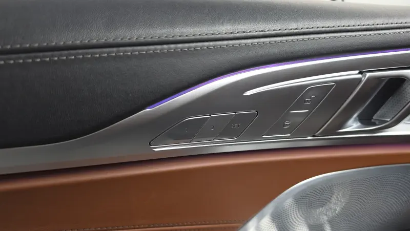 BMW 8-Series