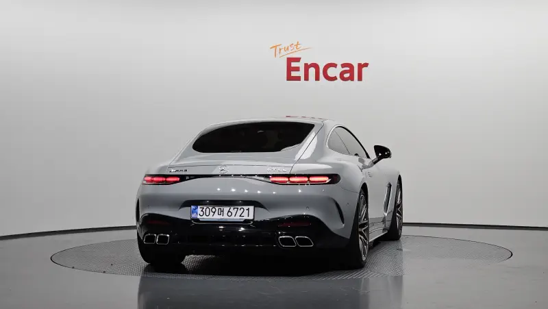 Mercedes-Benz AMG GT