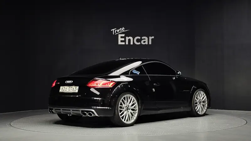 Audi TTS