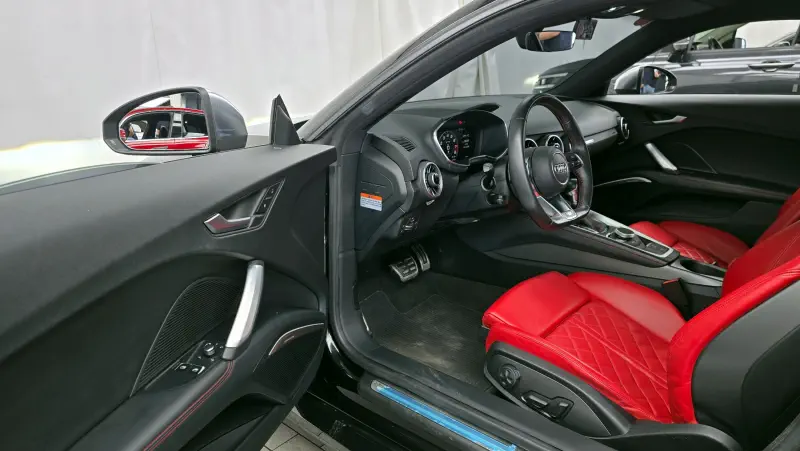Audi TTS