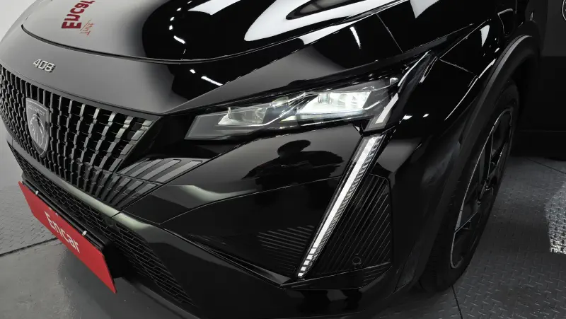 Peugeot 408