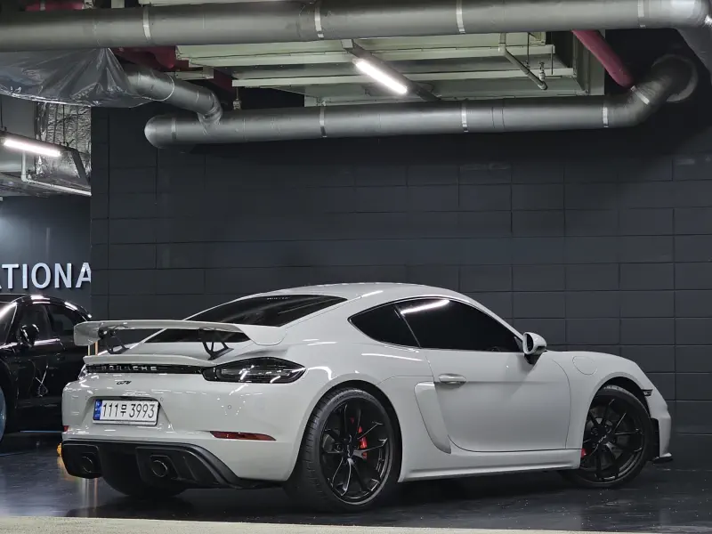 Porsche Cayman