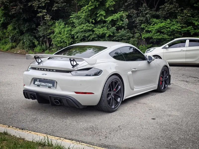 Porsche Cayman