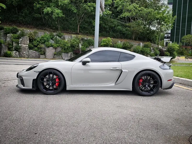 Porsche Cayman