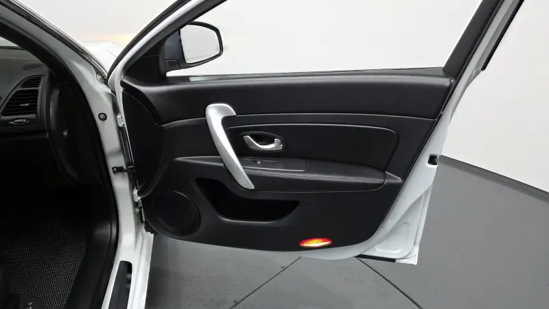 Renault Samsung SM5