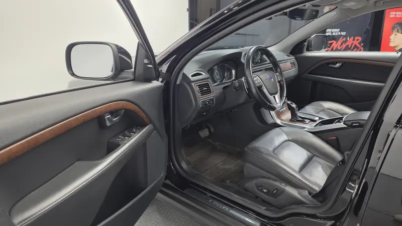 Volvo XC70