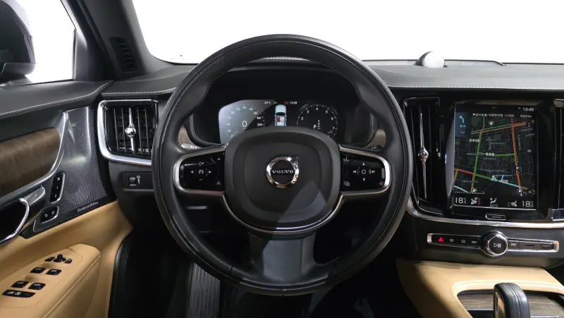 Volvo V90