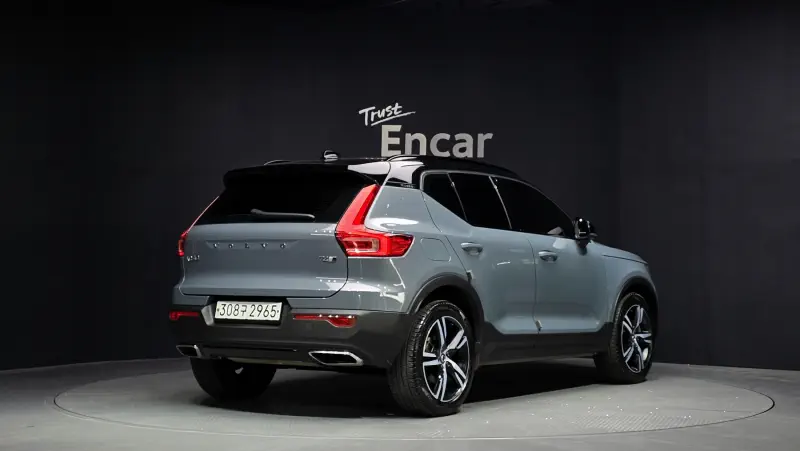 Volvo XC40