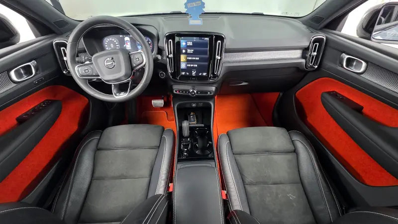 Volvo XC40