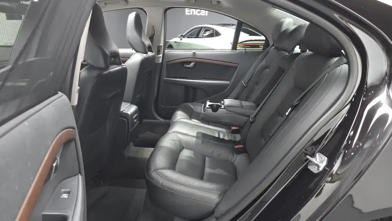 Volvo S80