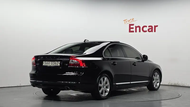 Volvo S80
