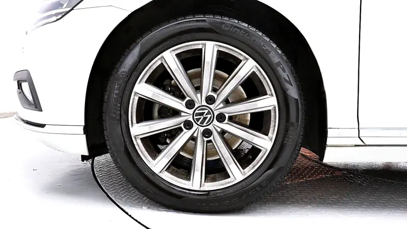 Volkswagen Passat GT