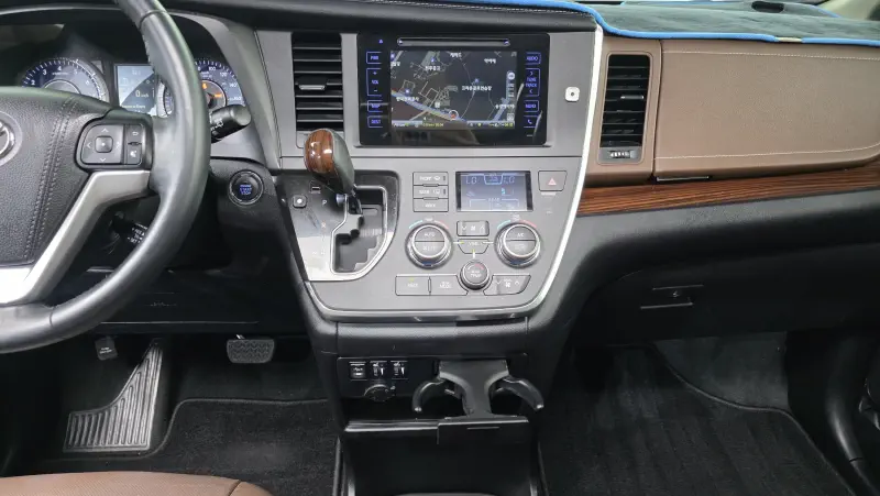 Toyota Sienna
