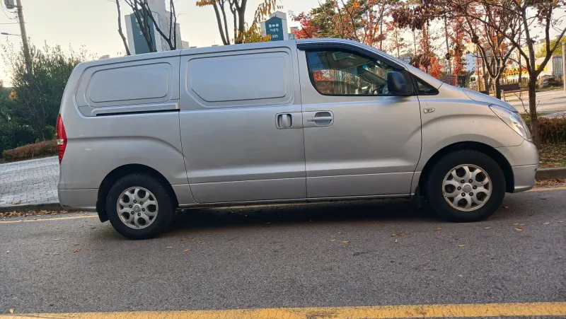 Hyundai Grand Starex
