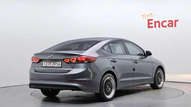 Hyundai AVANTE