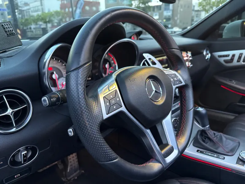 Mercedes-Benz SLK-Class