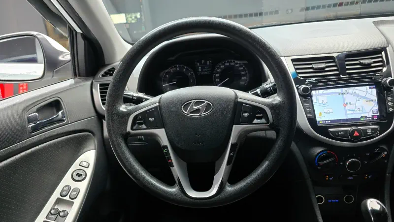 Hyundai Accent