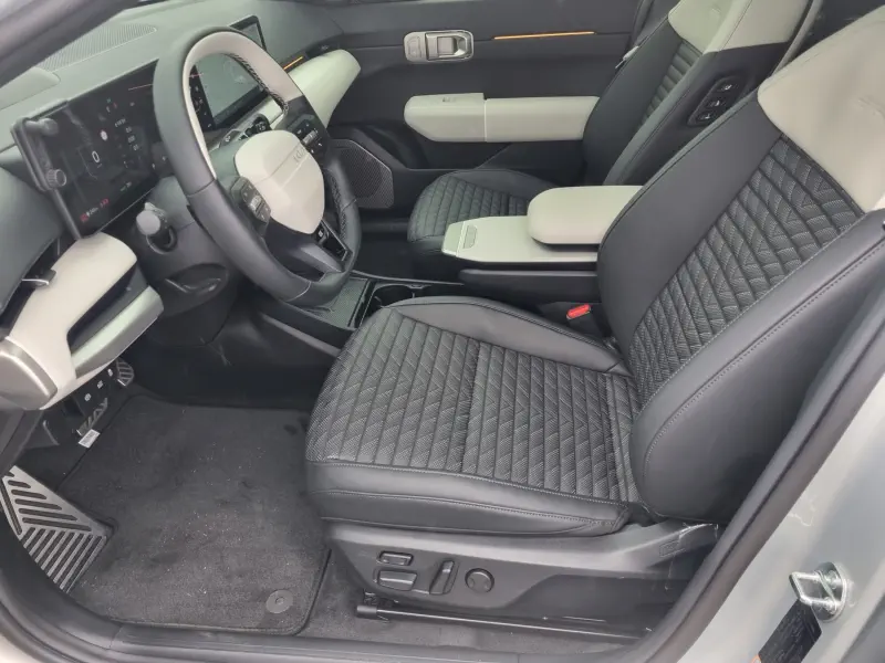 Kia EV4