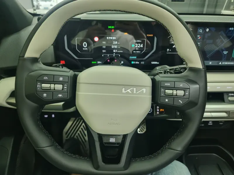 Kia EV4